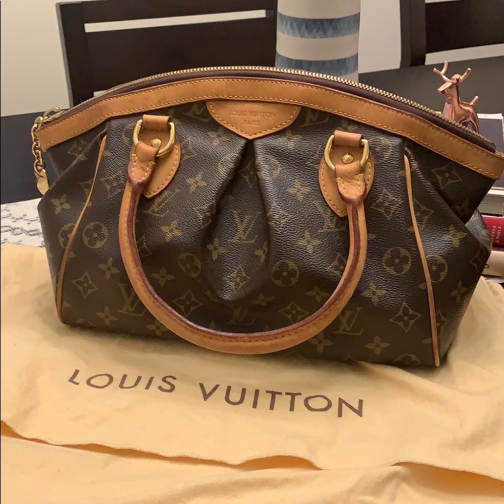 price firm 🙌🏻Louis Vuitton Tivoli Bag PM